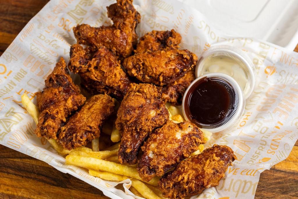 Chicken Wings Platter (10 pc)